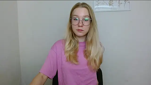 cindi hot online show from 09/16/25, 08:59