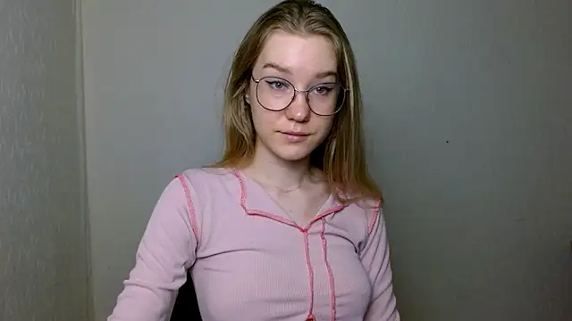 cindi hot online show from 12/04/25, 11:08