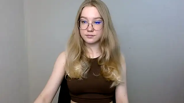 cindi hot online show from 04/11/26, 03:16