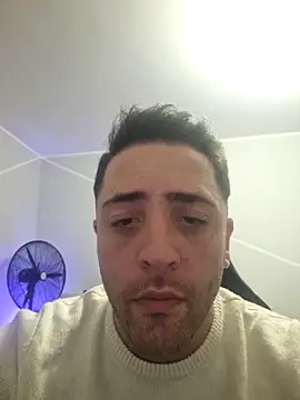 1ninefellababy online show from 12/18/25, 06:25