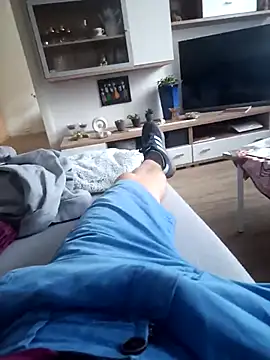 Snapshot of KidoXVII chatting on 09/30/25, 04:01 KidoXVII online show from 09/30/25, 04:01