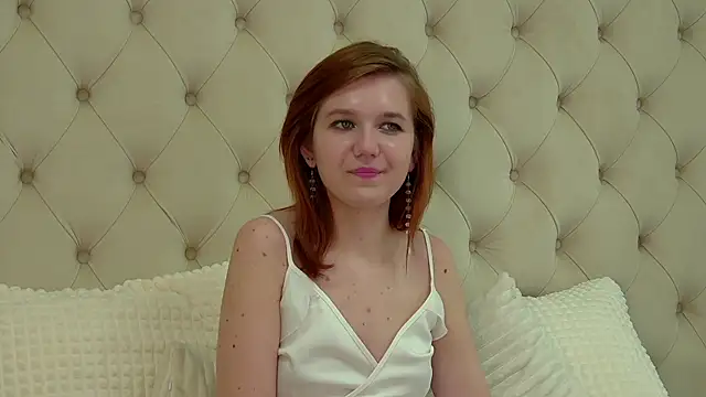 LessySmith online show from 03/09/25, 10:30