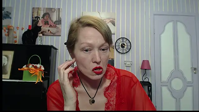 Snapshot of Marquise555 chatting on 03/13/26, 05:08 Marquise555 online show from 03/13/26, 05:08
