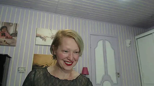 Snapshot of Marquise555 chatting on 05/31/26, 05:42 Marquise555 online show from 05/31/26, 05:42