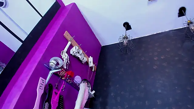 Alexa Slave online show from 10/09/25, 07:56