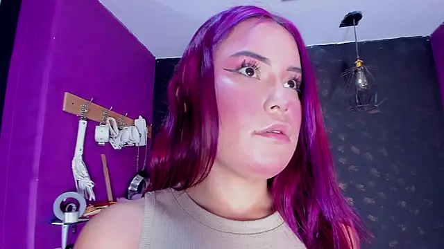 Alexa Slave online show from 11/05/25, 07:03