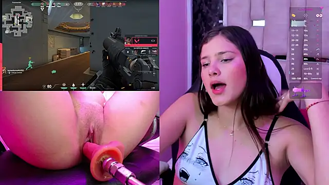 Trianna   online show from 01/09/25, 04:49