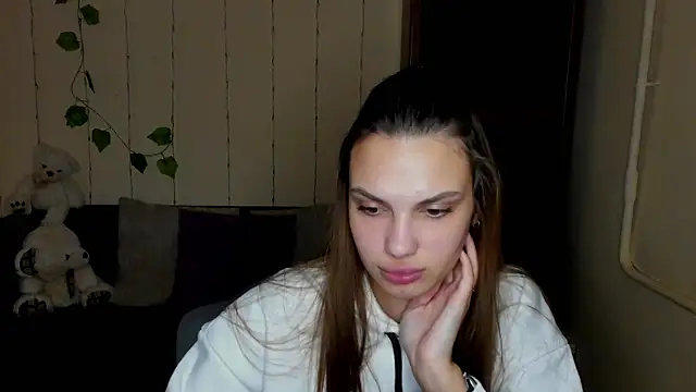 Aminakisuliawolf online show from 12/10/24, 11:00