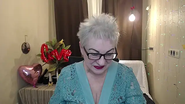 KayleSmoll online show from 02/15/25, 10:31