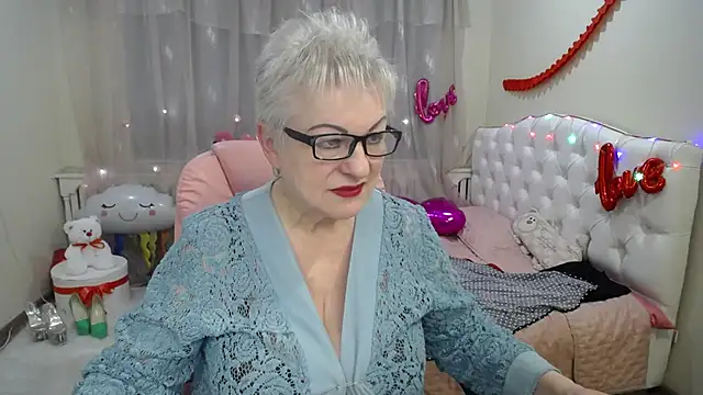 KayleSmoll online show from 03/14/25, 10:38