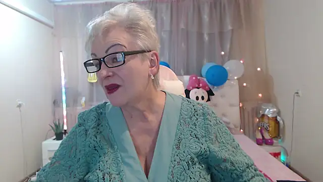 KayleSmoll online show from 10/02/25, 06:26