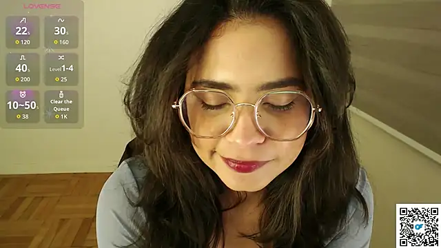 Snapshot of cinnamon_rosa chatting on 09/25/25, 11:08 cinnamon rosa online show from 09/25/25, 11:08