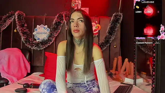 Snapshot of Alice_ch1 chatting on 12/07/24, 05:09 Alice ch1 online show from 12/07/24, 05:09