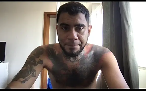 Snapshot of Christopher_kenne chatting on 03/04/26, 12:44 Christopher kenne online show from 03/04/26, 12:44