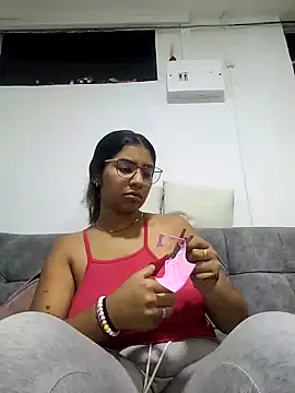 Sofythom1 online show from 10/25/25, 01:35