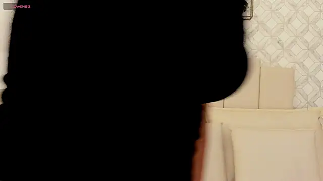 Snapshot of MarianaSanz chatting on 02/21/25, 07:43 MarianaSanz online show from 02/21/25, 07:43