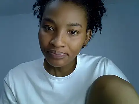 cute-alexis online show from 09/18/25, 07:21