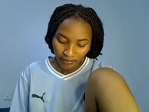 cute-alexis online show from 10/12/25, 08:30