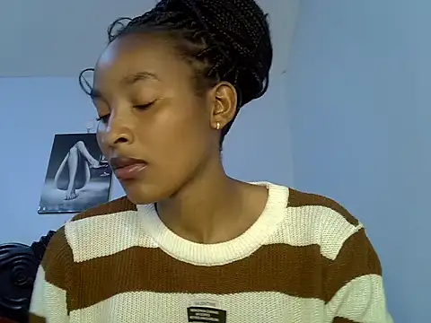 cute-alexis online show from 04/14/26, 12:33