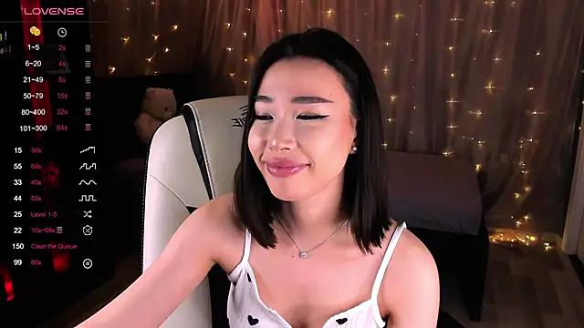 sensualily online show from 02/06/25, 09:06