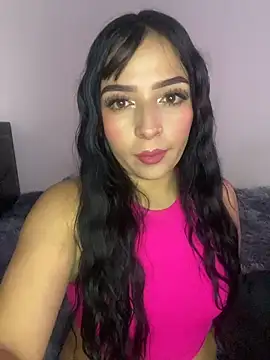 Snapshot of Loren_sexx6 chatting on 02/25/26, 05:44 Loren sexx6 online show from 02/25/26, 05:44