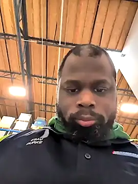 Snapshot of goodboybaddaddy chatting on 02/05/26, 06:34 goodboybaddaddy online show from 02/05/26, 06:34