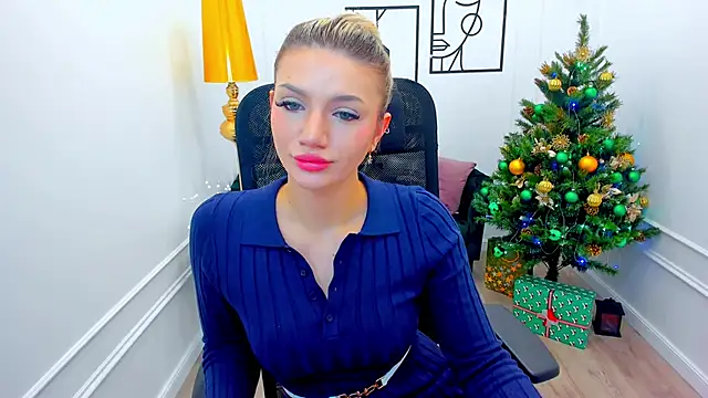 SelenaeMoore online show from 12/20/25, 05:14