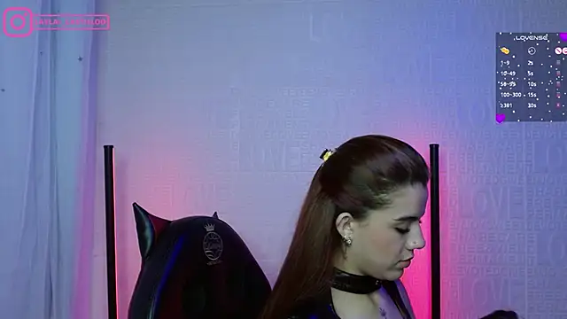 Layla castilloo online show from 02/06/25, 05:09