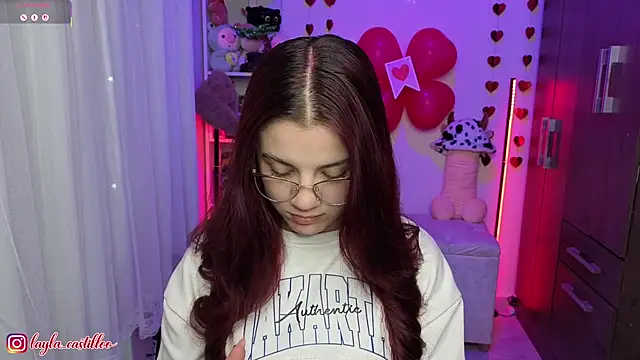 Layla castilloo online show from 02/23/26, 10:18