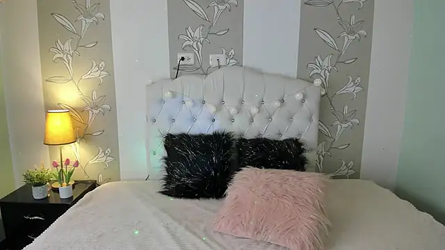 Esteff  o2 online show from 01/13/25, 07:42