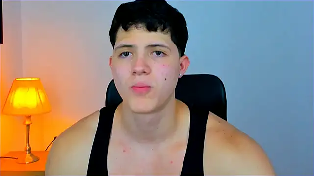 Hazzan Velez online show from 02/13/25, 03:07