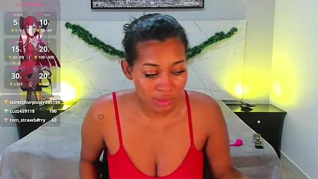 Snapshot of LAYLATAYLOR_ chatting on 12/14/24, 04:56 LAYLATAYLOR online show from 12/14/24, 04:56