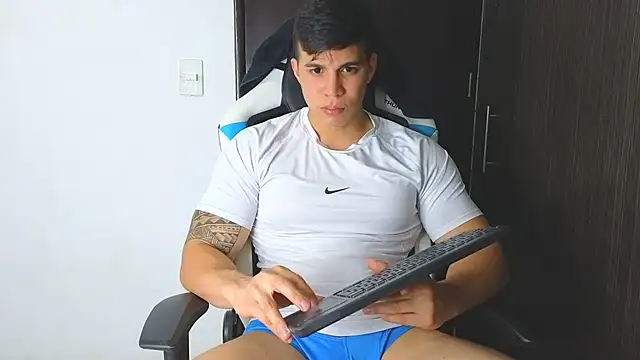 Ethanstill1 online show from 12/13/24, 03:49