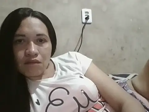 Snapshot of iaradias chatting on 09/12/25, 09:53 iaradias online show from 09/12/25, 09:53