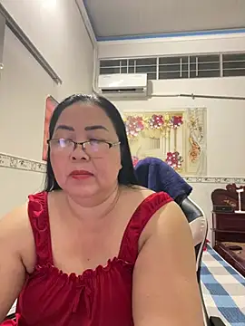 Snapshot of NDith chatting on 06/20/26, 12:52 NDith online show from 06/20/26, 12:52