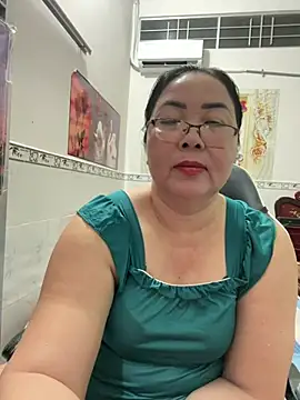 Snapshot of NDith chatting on 07/08/26, 02:54 NDith online show from 07/08/26, 02:54
