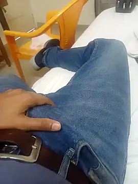 littlehornysons online show from 02/18/25, 03:53