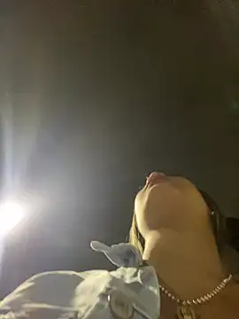 Snapshot of NAUGHTY_LITTLE_18 chatting on 12/17/24, 12:01 NAUGHTY LITTLE 18 online show from 12/17/24, 12:01