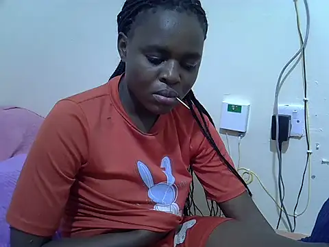 Snapshot of dirtyshowgirl chatting on 09/11/25, 08:31 dirtyshowgirl online show from 09/11/25, 08:31