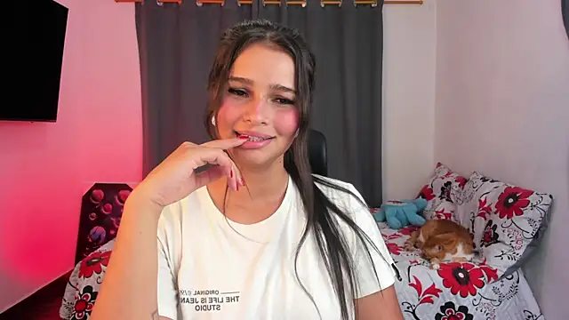 Snapshot of Abby_Parker1 chatting on 10/10/25, 09:14 Abby Parker1 online show from 10/10/25, 09:14