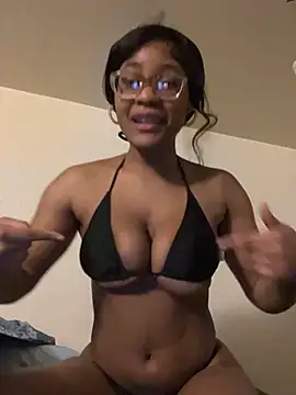 summerspeacee online show from 02/19/25, 11:28