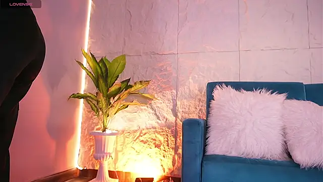 CailynBrowm online show from 03/13/26, 03:24