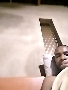 Snapshot of mznsi chatting on 11/08/25, 02:45 mznsi online show from 11/08/25, 02:45