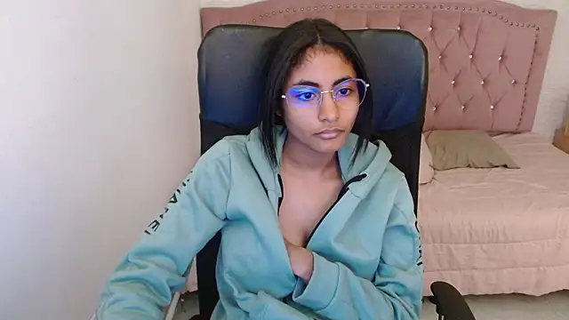 shaneelle online show from 03/18/25, 09:20