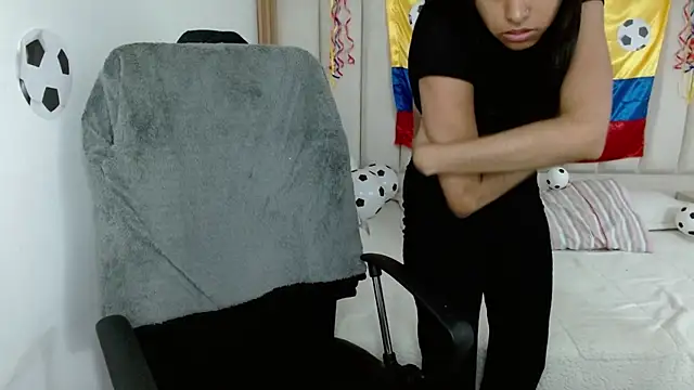 shaneelle online show from 07/11/26, 12:08