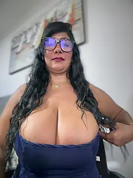 Saorii kiido online show from 02/05/25, 02:29