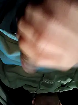 Alfrendino44 online show from 11/27/25, 04:03