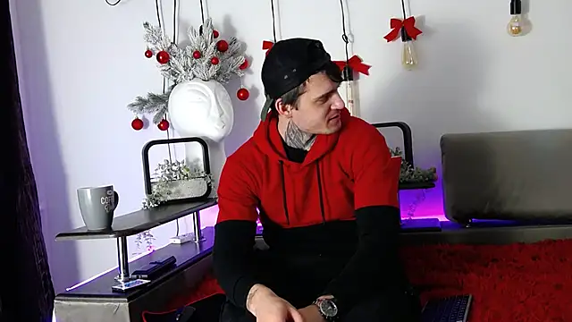 CarterCole online show from 12/31/24, 07:42