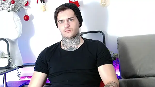 CarterCole online show from 01/04/25, 07:03