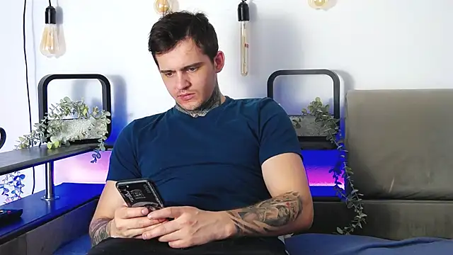 CarterCole online show from 01/31/25, 08:01